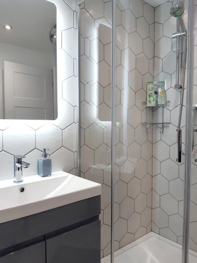 174 Glan Gwna Park Caernarfon
